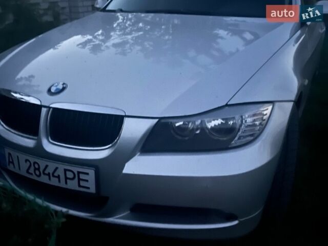 Серый БМВ 3 Серия, объемом двигателя 2 л и пробегом 315 тыс. км за 6400 $, фото 2 на Automoto.ua