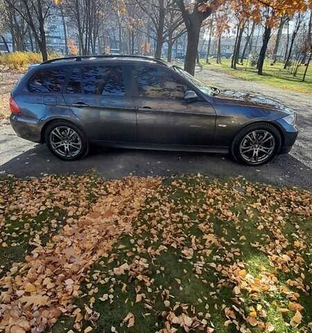 Сірий БМВ 3 Серія, об'ємом двигуна 2 л та пробігом 211 тис. км за 8700 $, фото 19 на Automoto.ua