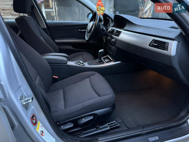 Серый БМВ 3 Серия, объемом двигателя 2 л и пробегом 289 тыс. км за 5990 $, фото 20 на Automoto.ua