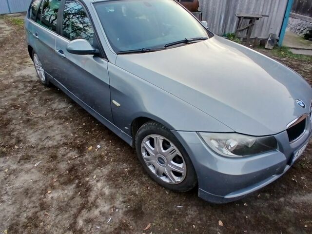 Серый БМВ 3 Серия, объемом двигателя 2 л и пробегом 223 тыс. км за 5200 $, фото 1 на Automoto.ua