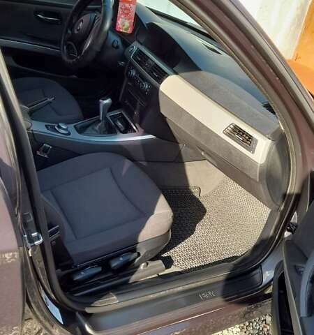 Сірий БМВ 3 Серія, об'ємом двигуна 2 л та пробігом 211 тис. км за 8700 $, фото 22 на Automoto.ua