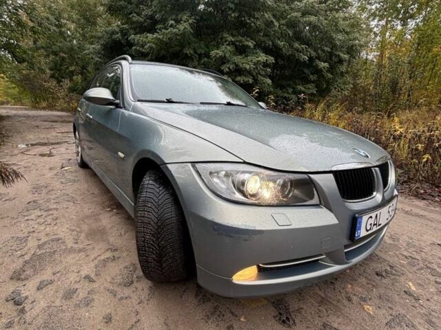 Серый БМВ 3 Серия, объемом двигателя 2 л и пробегом 250 тыс. км за 4100 $, фото 2 на Automoto.ua
