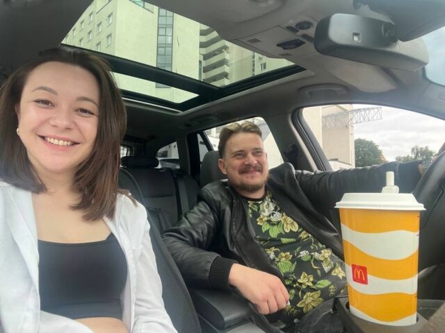 Серый БМВ 3 Серия, объемом двигателя 2 л и пробегом 317 тыс. км за 5000 $, фото 4 на Automoto.ua