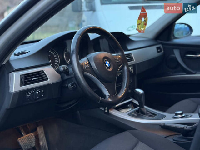 Серый БМВ 3 Серия, объемом двигателя 2 л и пробегом 289 тыс. км за 5990 $, фото 22 на Automoto.ua