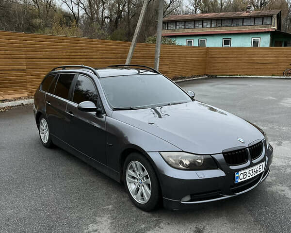 Серый БМВ 3 Серия, объемом двигателя 2 л и пробегом 380 тыс. км за 6600 $, фото 2 на Automoto.ua