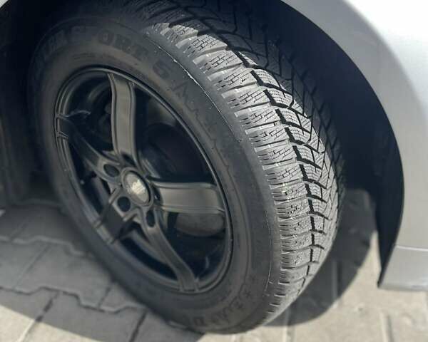 Сірий БМВ 3 Серія, об'ємом двигуна 2 л та пробігом 225 тис. км за 6350 $, фото 1 на Automoto.ua