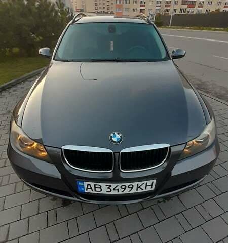 Серый БМВ 3 Серия, объемом двигателя 2 л и пробегом 211 тыс. км за 7800 $, фото 1 на Automoto.ua