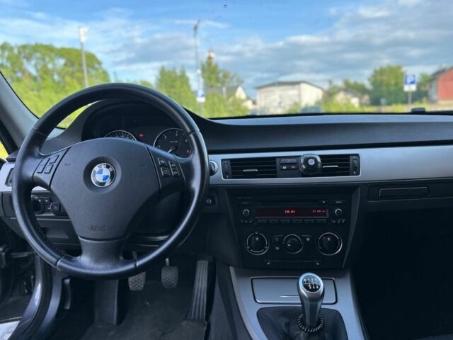 Сірий БМВ 3 Серія, об'ємом двигуна 2 л та пробігом 239 тис. км за 6500 $, фото 5 на Automoto.ua