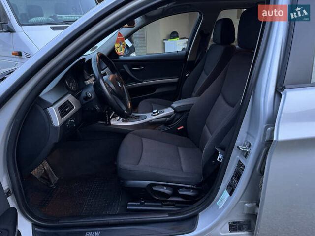 Серый БМВ 3 Серия, объемом двигателя 2 л и пробегом 289 тыс. км за 5990 $, фото 23 на Automoto.ua