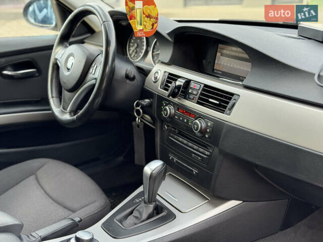 Серый БМВ 3 Серия, объемом двигателя 2 л и пробегом 289 тыс. км за 5990 $, фото 17 на Automoto.ua