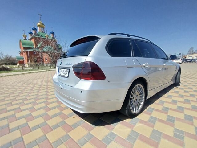 Серый БМВ 3 Серия, объемом двигателя 2 л и пробегом 270 тыс. км за 5500 $, фото 2 на Automoto.ua