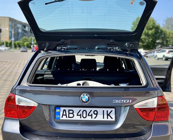 Сірий БМВ 3 Серія, об'ємом двигуна 2 л та пробігом 206 тис. км за 7000 $, фото 10 на Automoto.ua