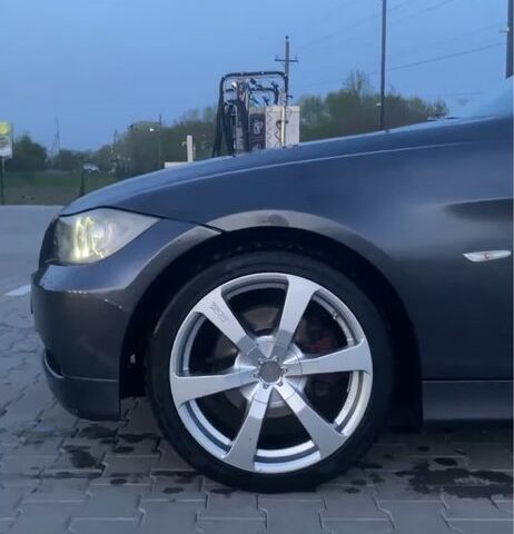 Сірий БМВ 3 Серія, об'ємом двигуна 2 л та пробігом 3 тис. км за 2482 $, фото 4 на Automoto.ua
