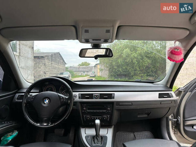 Серый БМВ 3 Серия, объемом двигателя 2 л и пробегом 242 тыс. км за 7100 $, фото 7 на Automoto.ua