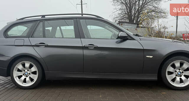 Сірий БМВ 3 Серія, об'ємом двигуна 2 л та пробігом 207 тис. км за 6500 $, фото 1 на Automoto.ua