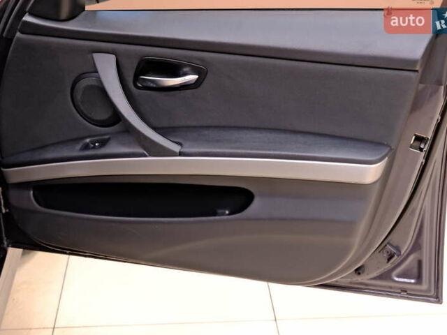 Сірий БМВ 3 Серія, об'ємом двигуна 2 л та пробігом 174 тис. км за 6900 $, фото 39 на Automoto.ua