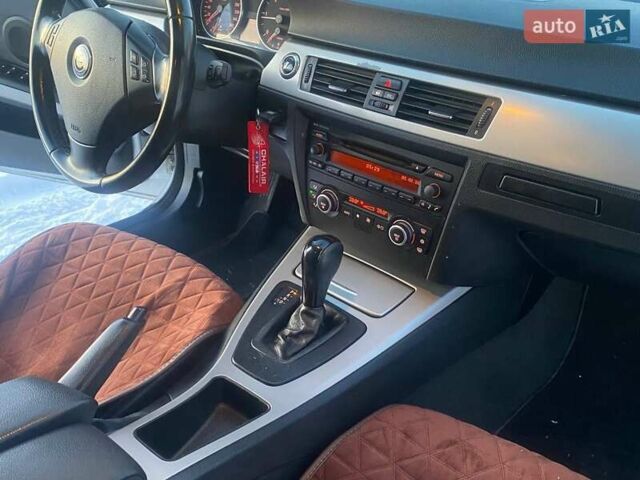 Серый БМВ 3 Серия, объемом двигателя 2 л и пробегом 418 тыс. км за 9500 $, фото 8 на Automoto.ua