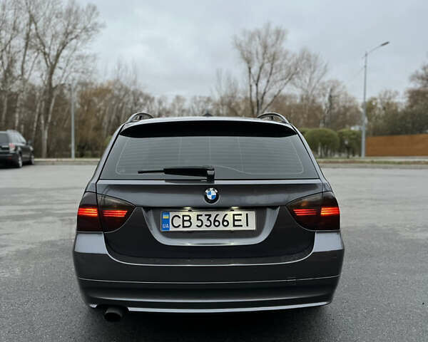 Серый БМВ 3 Серия, объемом двигателя 2 л и пробегом 380 тыс. км за 6600 $, фото 6 на Automoto.ua