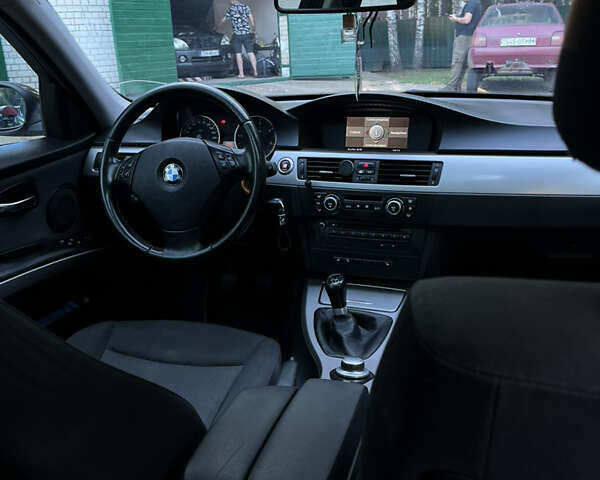 Серый БМВ 3 Серия, объемом двигателя 2 л и пробегом 380 тыс. км за 6600 $, фото 12 на Automoto.ua