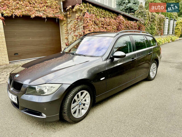 БМВ 3 Серия 2008 в Киеве на Automoto.ua Серый БМВ 3 Серия, объемом двигателя 2 л и пробегом 274 тыс. км за 5950 $, фото 5 на Automoto.ua