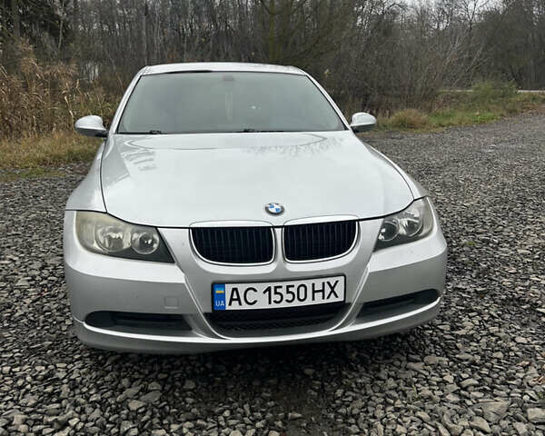 Серый БМВ 3 Серия, объемом двигателя 2 л и пробегом 322 тыс. км за 6950 $, фото 16 на Automoto.ua