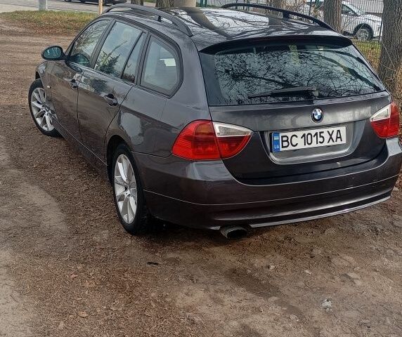 Сірий БМВ 3 Серія, об'ємом двигуна 2 л та пробігом 579 тис. км за 7500 $, фото 2 на Automoto.ua