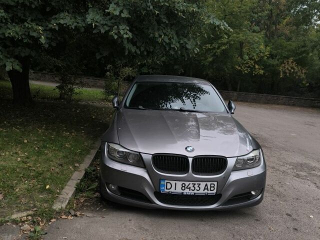 Серый БМВ 3 Серия, объемом двигателя 2 л и пробегом 332 тыс. км за 7499 $, фото 1 на Automoto.ua