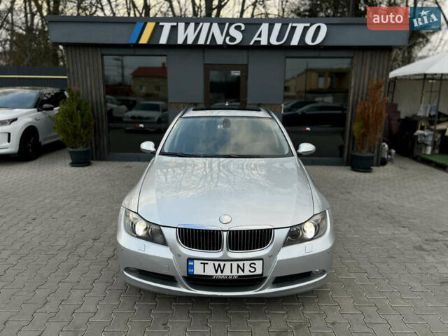 Серый БМВ 3 Серия, объемом двигателя 3 л и пробегом 262 тыс. км за 8900 $, фото 13 на Automoto.ua