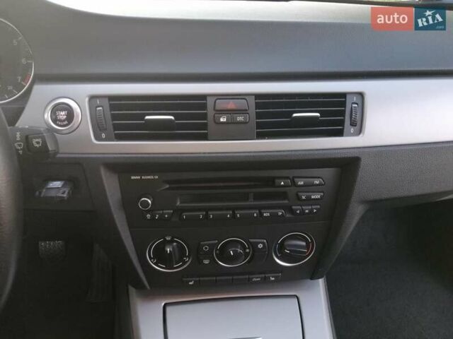 Сірий БМВ 3 Серія, об'ємом двигуна 2 л та пробігом 213 тис. км за 6900 $, фото 29 на Automoto.ua