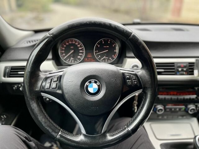 БМВ 3 Серия 2008 в Киеве на Automoto.ua Серый БМВ 3 Серия, объемом двигателя 2 л и пробегом 274 тыс. км за 5900 $, фото 19 на Automoto.ua