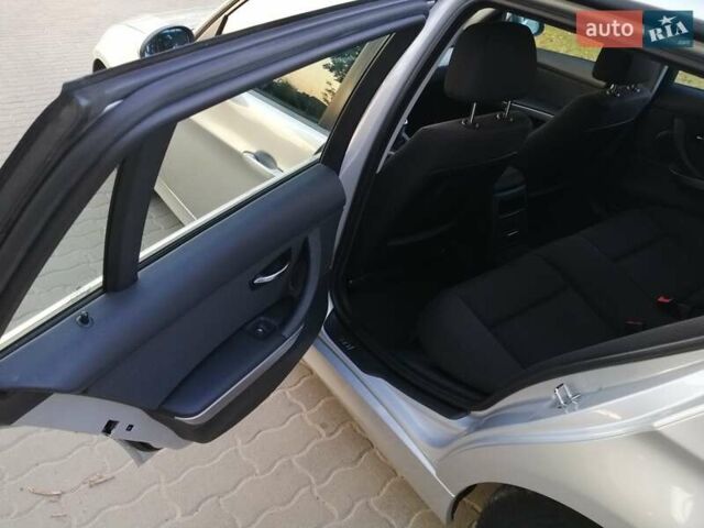 Сірий БМВ 3 Серія, об'ємом двигуна 2 л та пробігом 213 тис. км за 6900 $, фото 19 на Automoto.ua