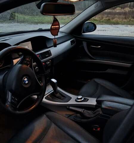 Серый БМВ 3 Серия, объемом двигателя 2 л и пробегом 297 тыс. км за 7700 $, фото 9 на Automoto.ua