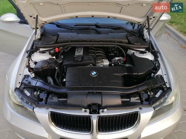 Сірий БМВ 3 Серія, об'ємом двигуна 2 л та пробігом 213 тис. км за 6900 $, фото 32 на Automoto.ua