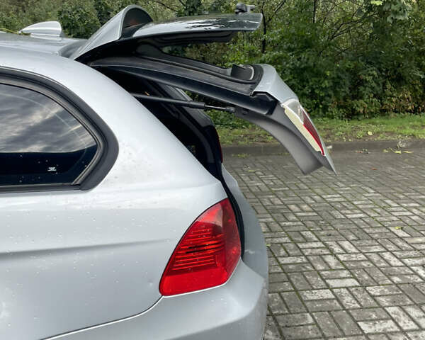 Сірий БМВ 3 Серія, об'ємом двигуна 2 л та пробігом 294 тис. км за 7465 $, фото 3 на Automoto.ua