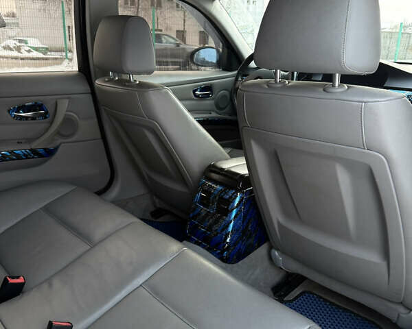 Серый БМВ 3 Серия, объемом двигателя 2 л и пробегом 320 тыс. км за 7499 $, фото 7 на Automoto.ua