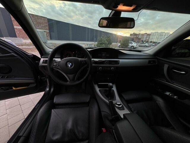 БМВ 3 Серія 2008 у Хмельницькому на Automoto.ua Сірий БМВ 3 Серія, об'ємом двигуна 2 л та пробігом 329 тис. км за 8000 $, фото 12 на Automoto.ua