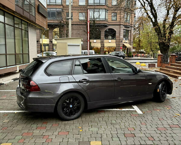 БМВ 3 Серия 2008 в Хмельницком на Automoto.ua Серый БМВ 3 Серия, объемом двигателя 2 л и пробегом 249 тыс. км за 7777 $, фото 9 на Automoto.ua