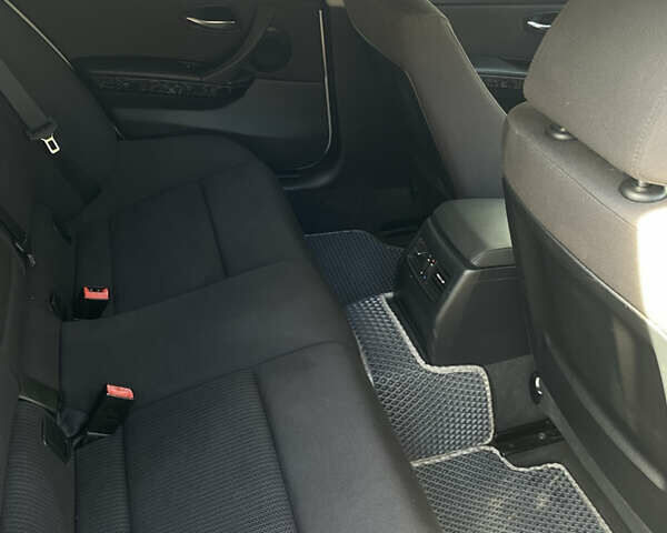 Сірий БМВ 3 Серія, об'ємом двигуна 2 л та пробігом 262 тис. км за 5800 $, фото 15 на Automoto.ua