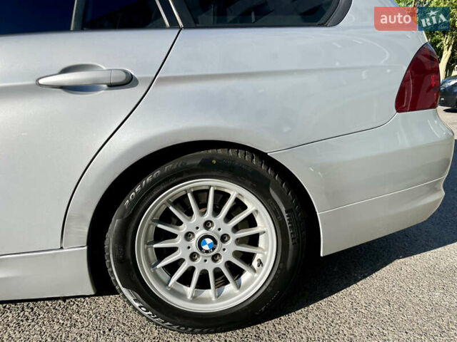 Серый БМВ 3 Серия, объемом двигателя 2 л и пробегом 350 тыс. км за 6500 $, фото 10 на Automoto.ua