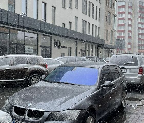 БМВ 3 Серія 2008 у Хмельницькому на Automoto.ua Сірий БМВ 3 Серія, об'ємом двигуна 2 л та пробігом 329 тис. км за 8000 $, фото 18 на Automoto.ua