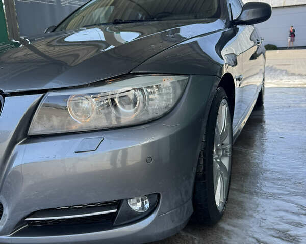 Серый БМВ 3 Серия, объемом двигателя 2 л и пробегом 275 тыс. км за 7017 $, фото 2 на Automoto.ua