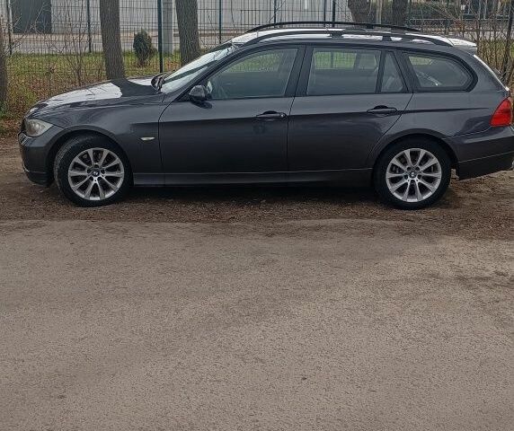 Сірий БМВ 3 Серія, об'ємом двигуна 2 л та пробігом 579 тис. км за 7500 $, фото 1 на Automoto.ua