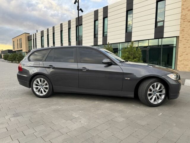 БМВ 3 Серія 2008 у Хмельницькому на Automoto.ua Сірий БМВ 3 Серія, об'ємом двигуна 2 л та пробігом 329 тис. км за 8000 $, фото 2 на Automoto.ua