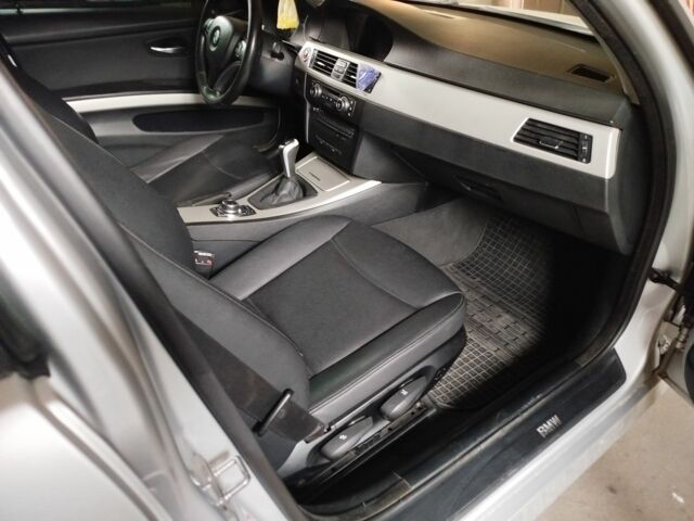 Серый БМВ 3 Серия, объемом двигателя 2 л и пробегом 323 тыс. км за 7550 $, фото 11 на Automoto.ua