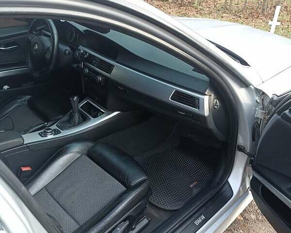 Сірий БМВ 3 Серія, об'ємом двигуна 2 л та пробігом 400 тис. км за 6999 $, фото 10 на Automoto.ua