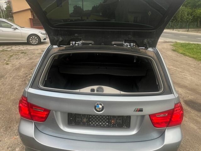 Серый БМВ 3 Серия, объемом двигателя 2 л и пробегом 280 тыс. км за 5800 $, фото 6 на Automoto.ua