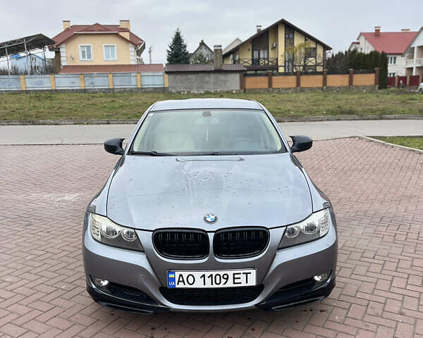 Серый БМВ 3 Серия, объемом двигателя 2 л и пробегом 273 тыс. км за 8900 $, фото 1 на Automoto.ua