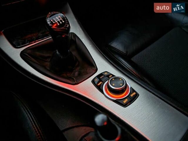 Серый БМВ 3 Серия, объемом двигателя 2 л и пробегом 300 тыс. км за 8500 $, фото 28 на Automoto.ua