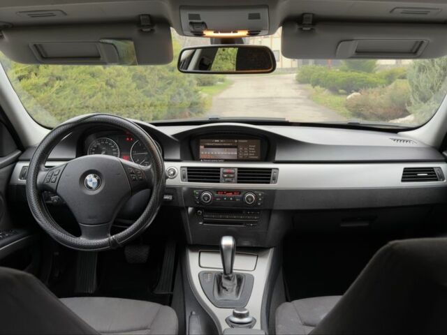 Сірий БМВ 3 Серія, об'ємом двигуна 2 л та пробігом 268 тис. км за 3690 $, фото 10 на Automoto.ua