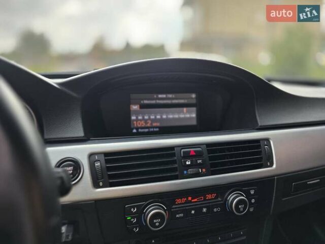 Серый БМВ 3 Серия, объемом двигателя 2 л и пробегом 300 тыс. км за 8500 $, фото 1 на Automoto.ua